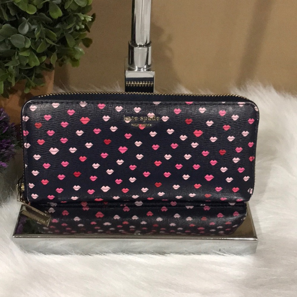 Kate Spade Lips Wallet